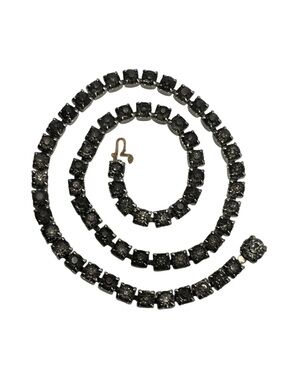 Grey rhinestones silver tone tennis necklace vintage sparkly